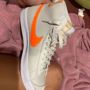 Nike retro